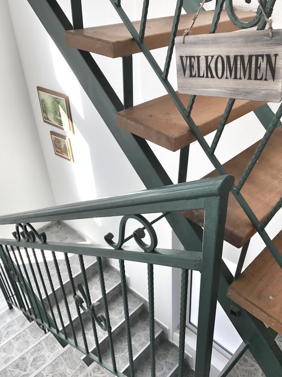 Dk Apartmani Dobrá Voda Exterior foto