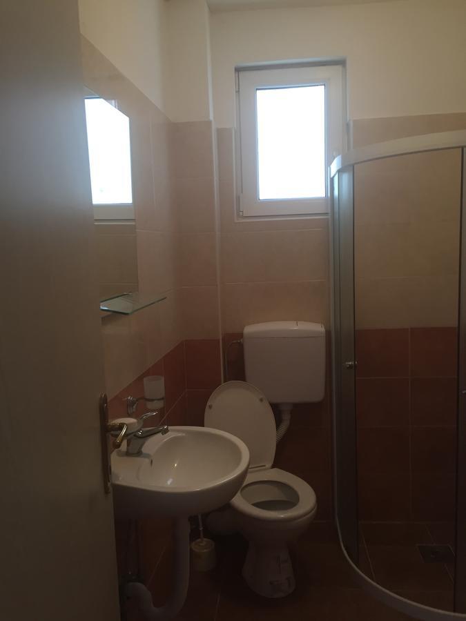 Dk Apartmani Dobrá Voda Exterior foto