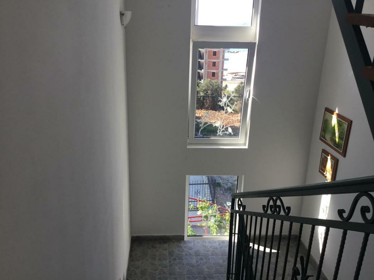 Dk Apartmani Dobrá Voda Exterior foto