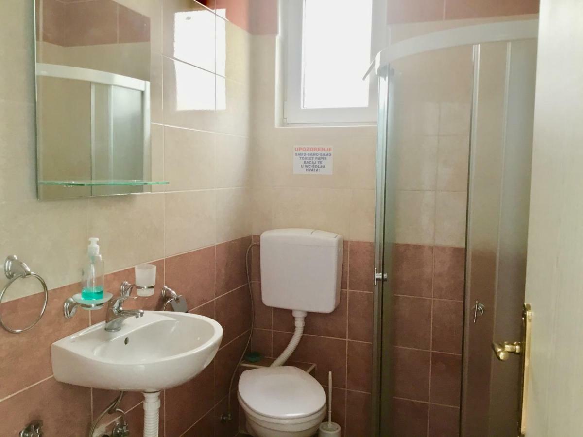 Dk Apartmani Dobrá Voda Exterior foto