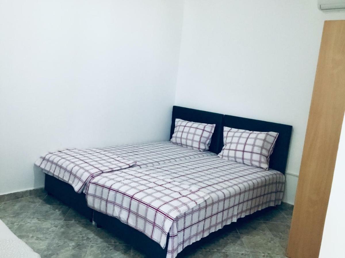Dk Apartmani Dobrá Voda Exterior foto